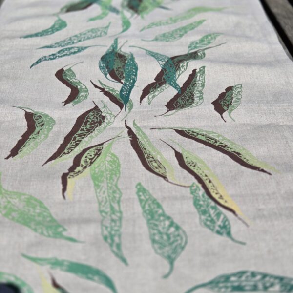 Natural Fallen Leaves Flax Linen Table Runner