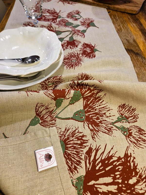 Red Wildfire Blossoms Flax Linen Table Runner